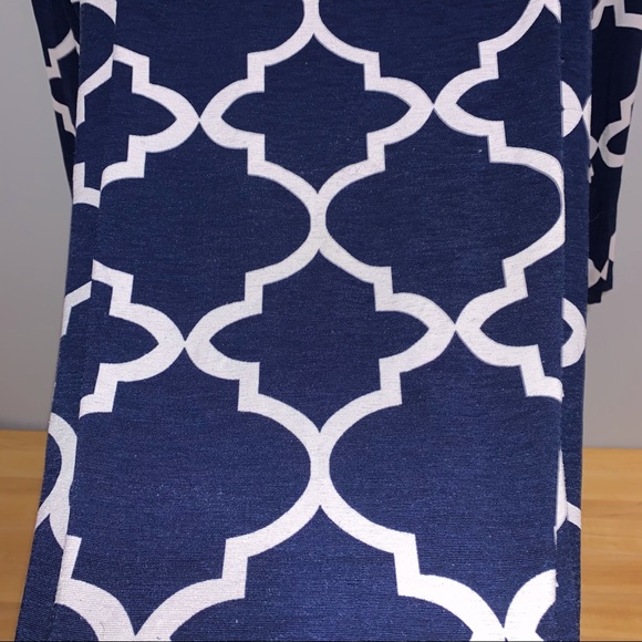 Moroccan Geometric Pattern Tunic - Picture 2 of 4